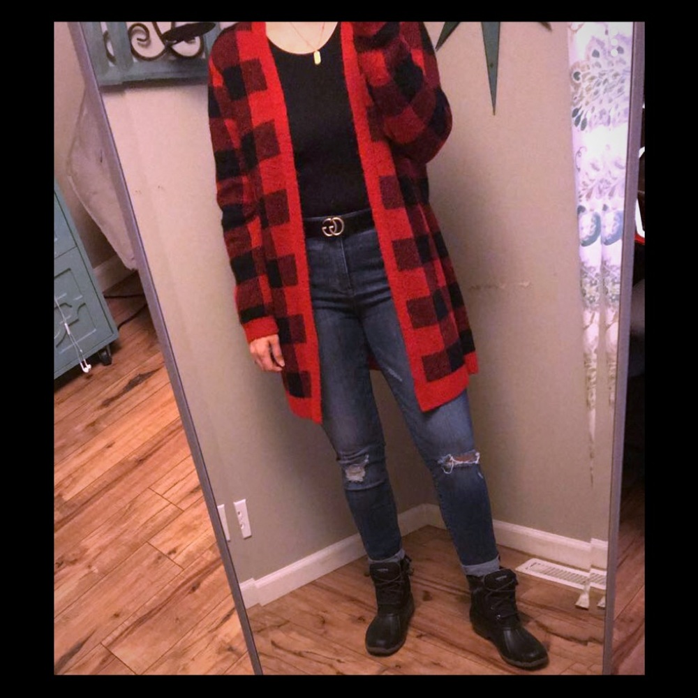Old navy buffalo plaid cardigan